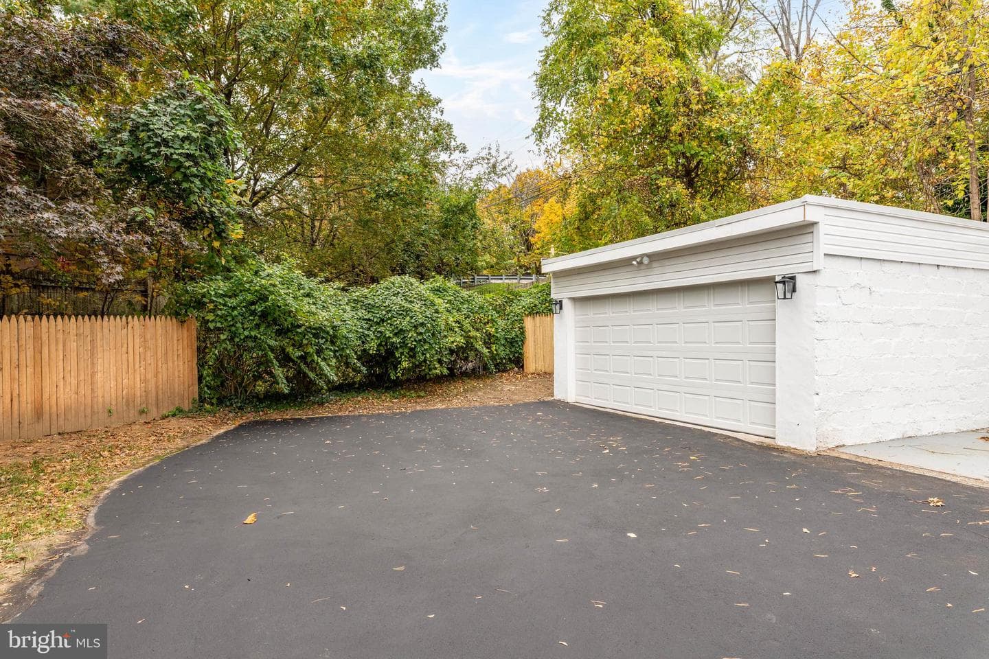 426 W Beech Tree Lane photo 30