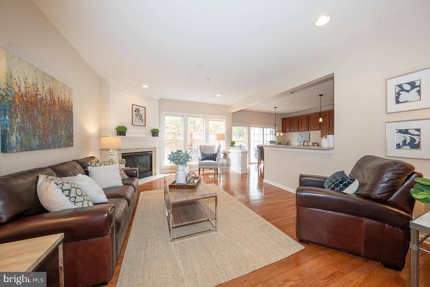 510 Guinevere Drive photo 21