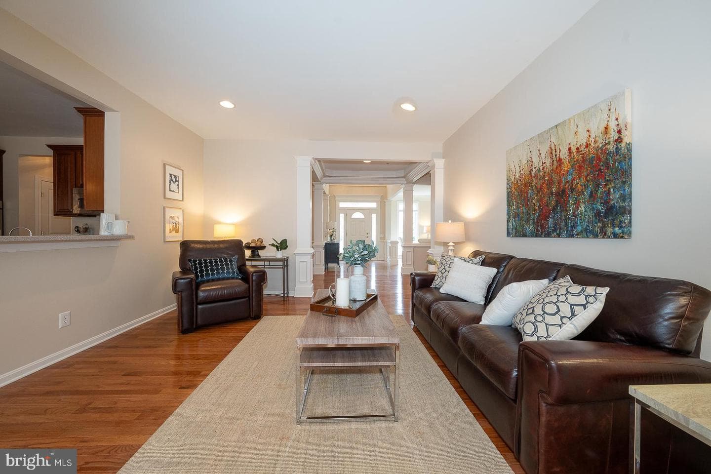 510 Guinevere Drive photo 22