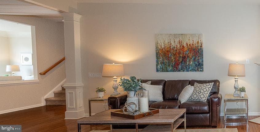 510 Guinevere Drive photo 25