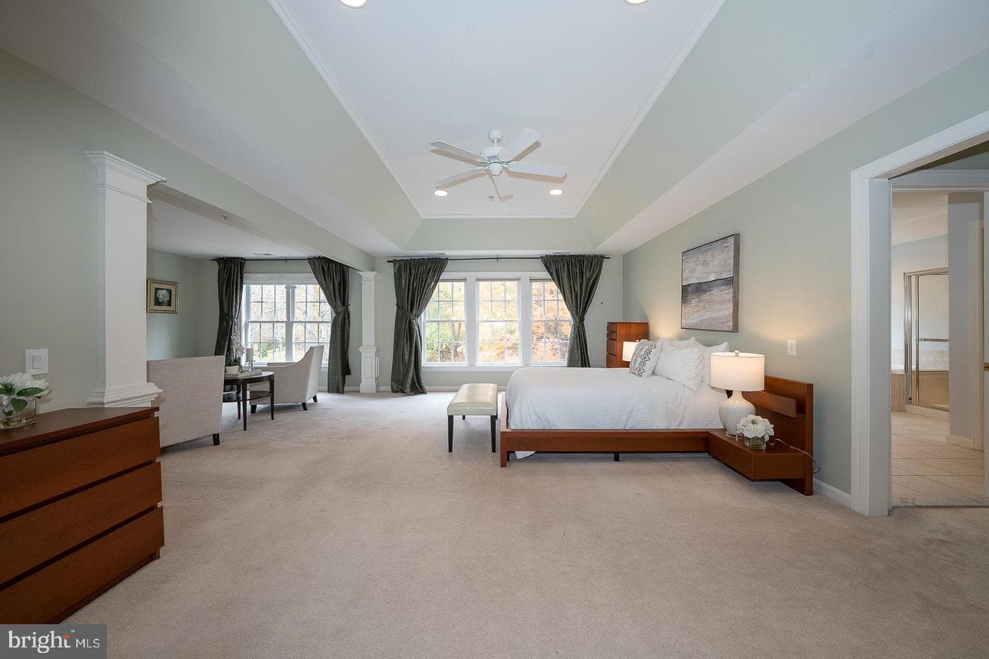 510 Guinevere Drive photo 29