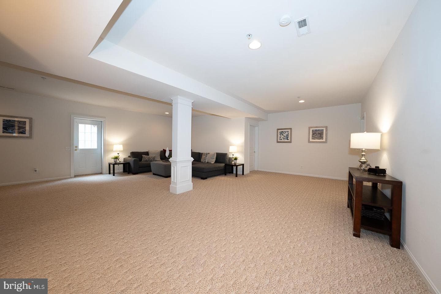 510 Guinevere Drive photo 43