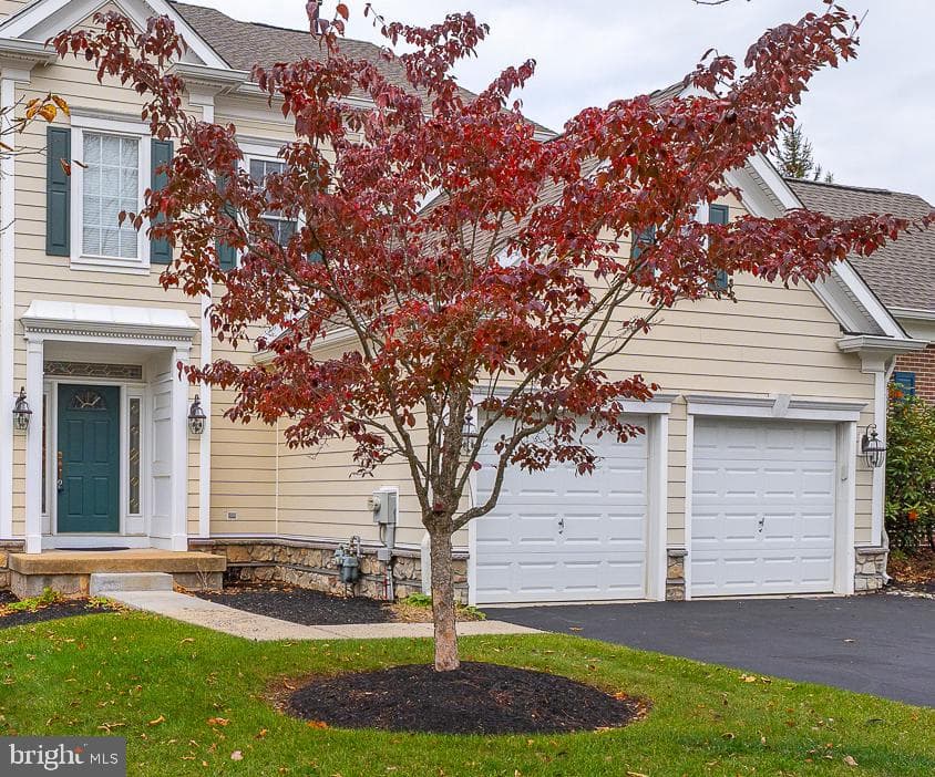 510 Guinevere Drive photo 48