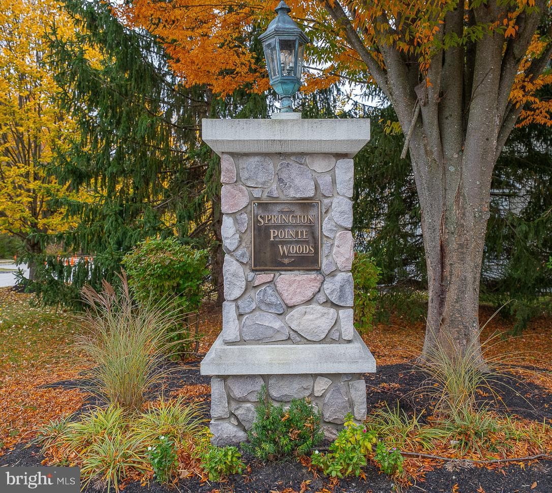510 Guinevere Drive photo 49