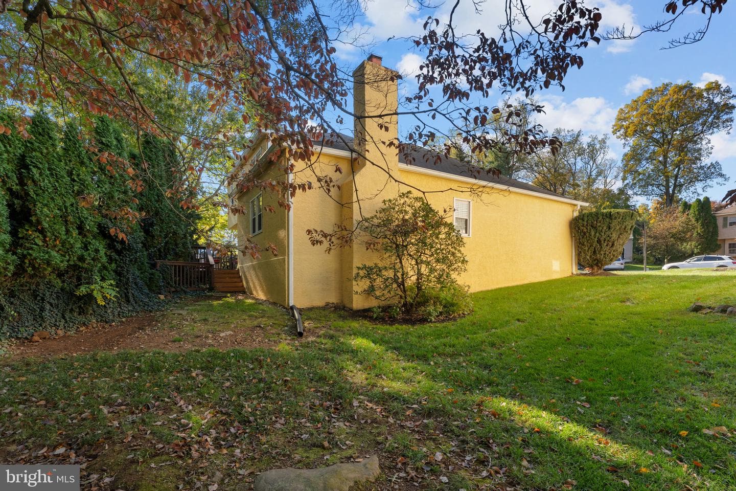 144 Eaton Drive photo 31