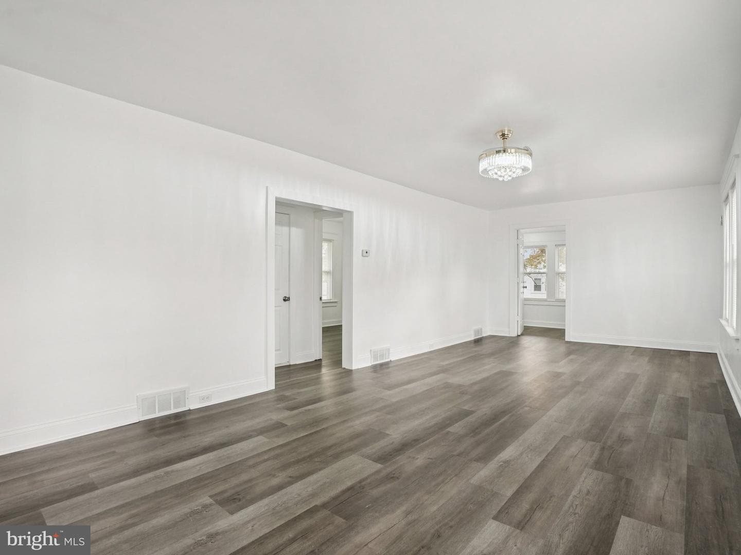 1001 Sunset Street photo 11