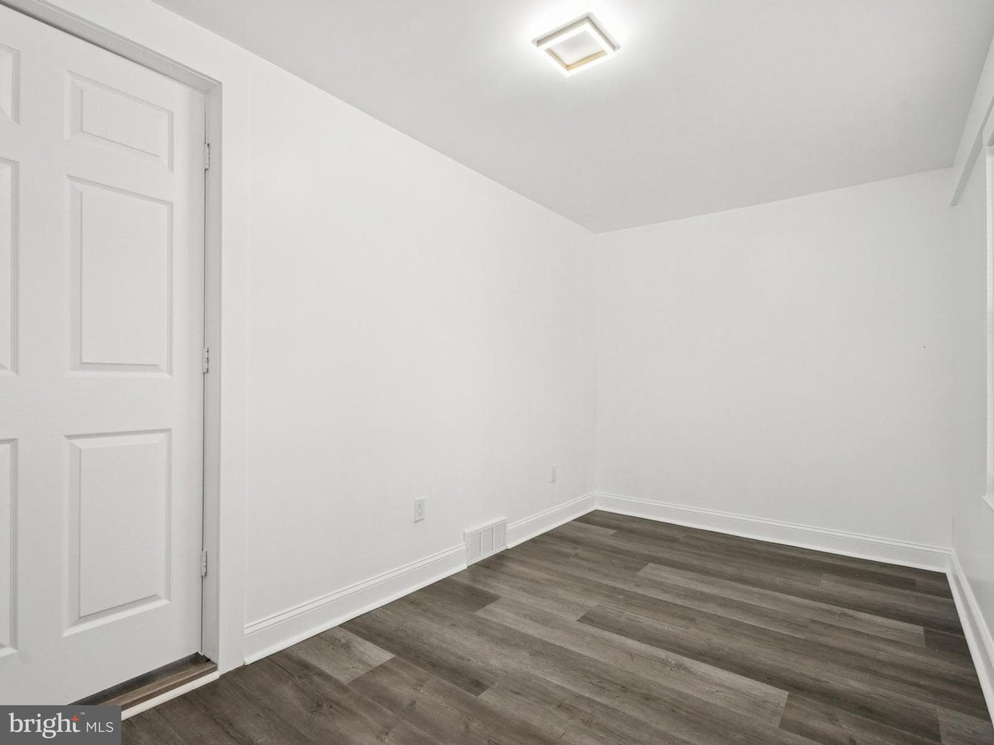 1001 Sunset Street photo 18