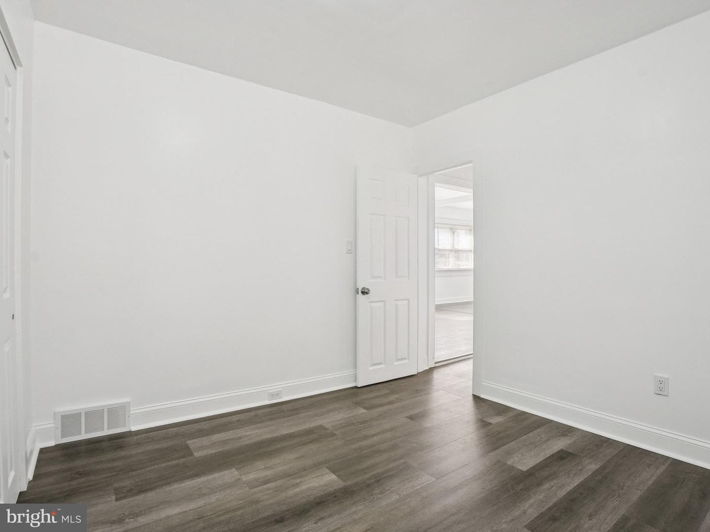 1001 Sunset Street photo 29
