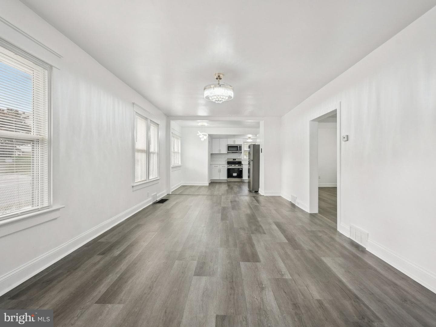 1001 Sunset Street photo 6