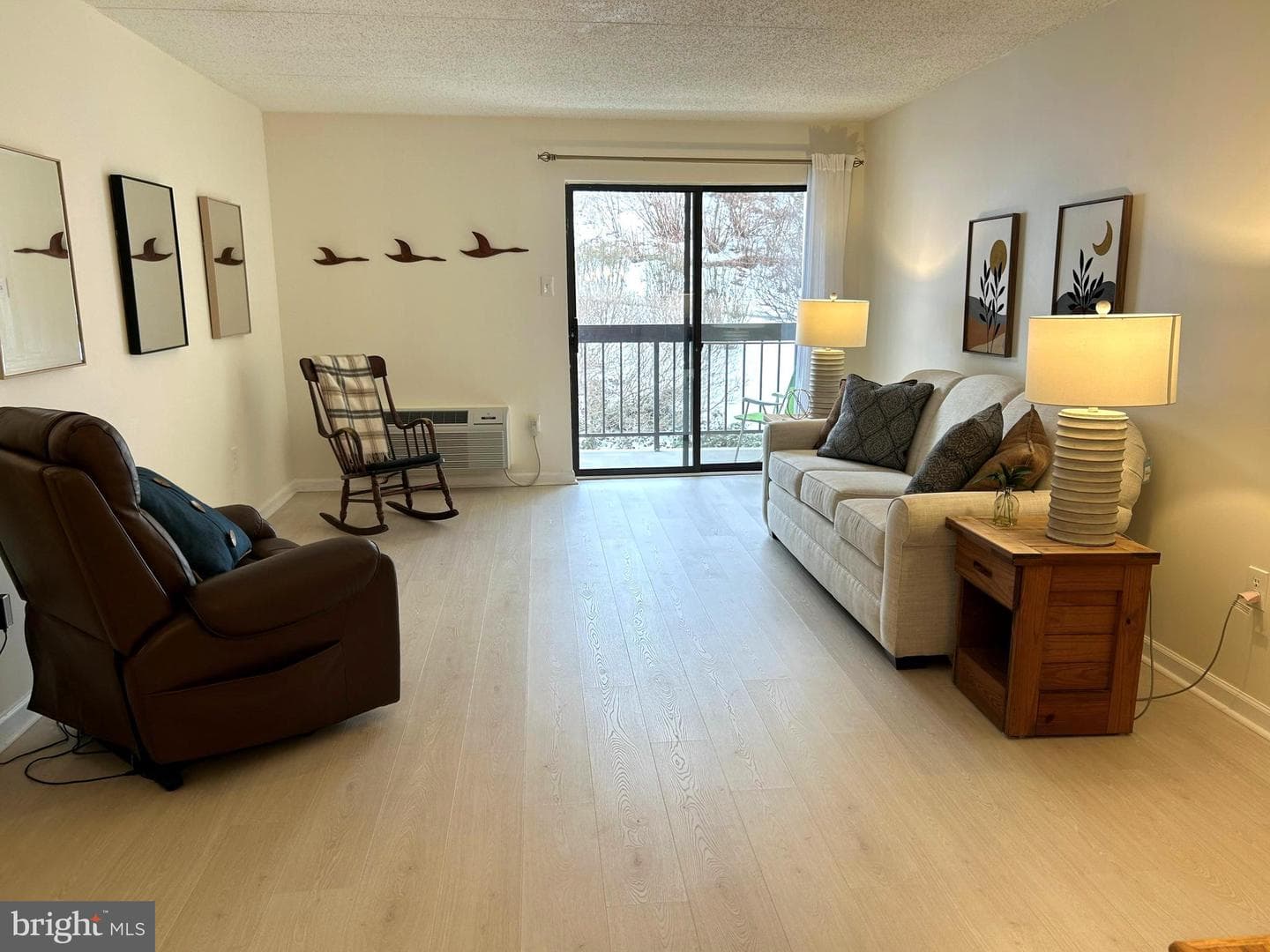 700 Avondale Road #3j