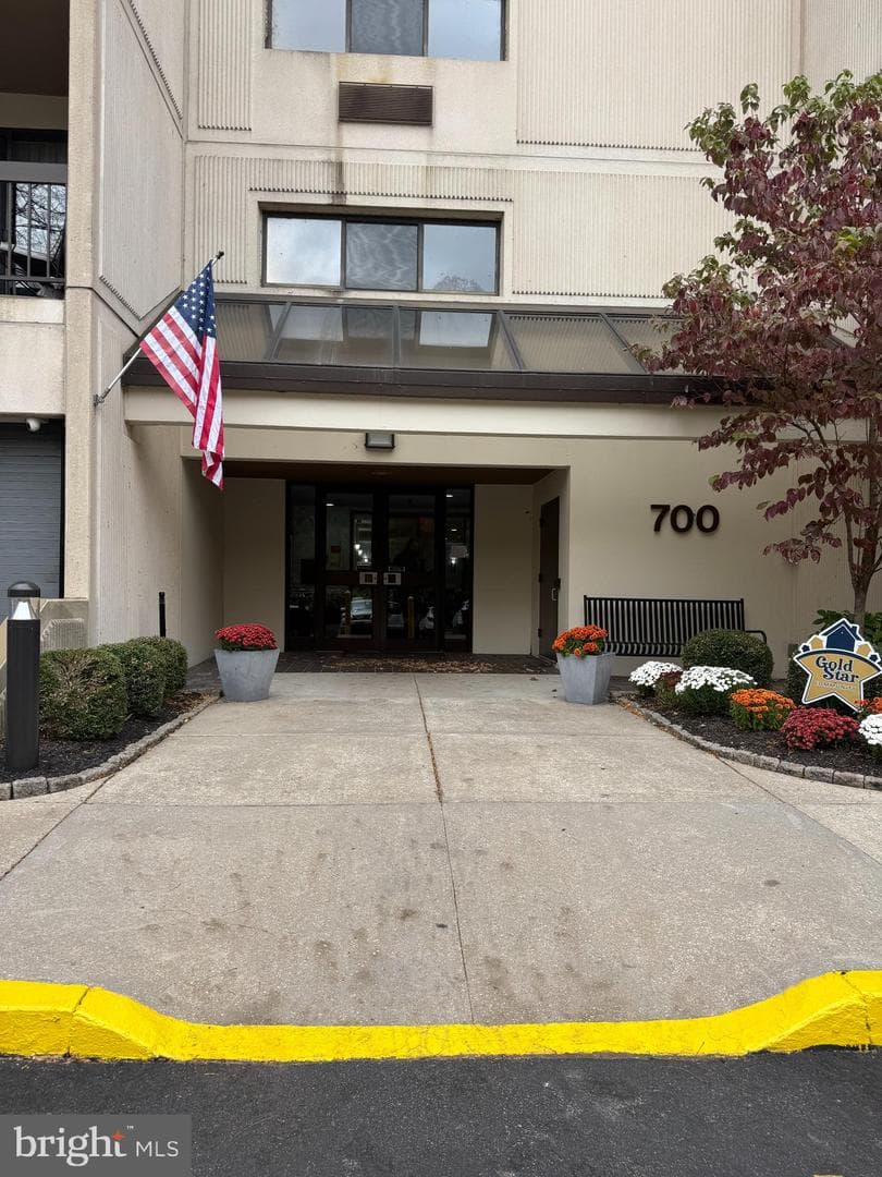 700 Avondale Road #3j photo 16