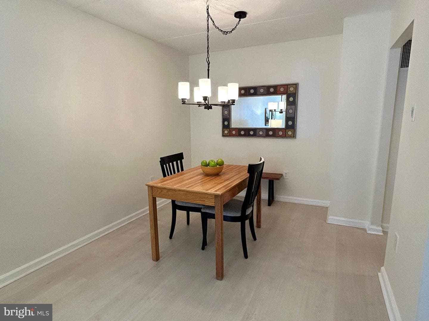 700 Avondale Road #3j photo 4