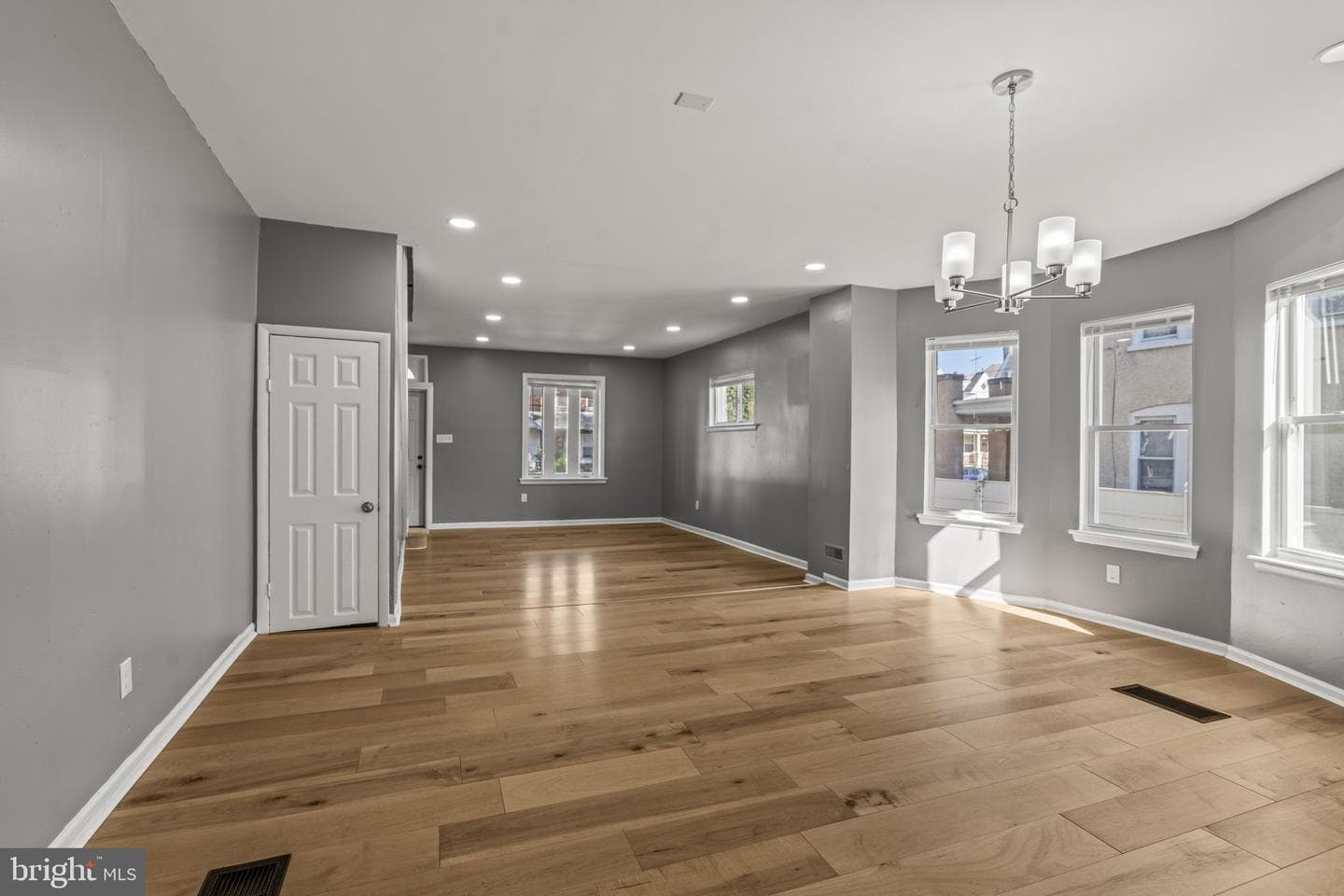 123 E 23rd Street photo 10