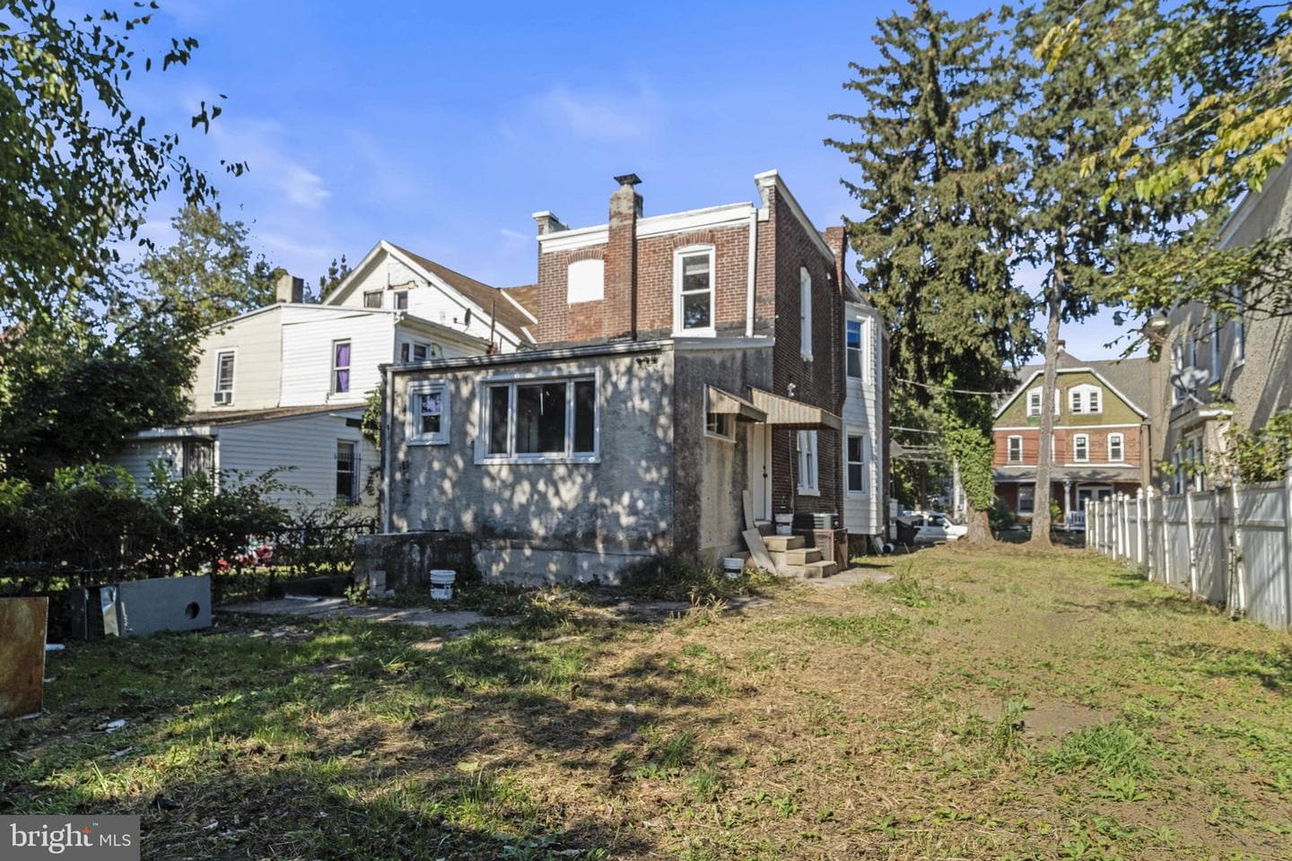 123 E 23rd Street photo 32