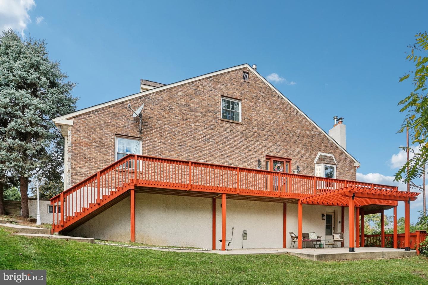 917 Saint Joseph Drive photo 3