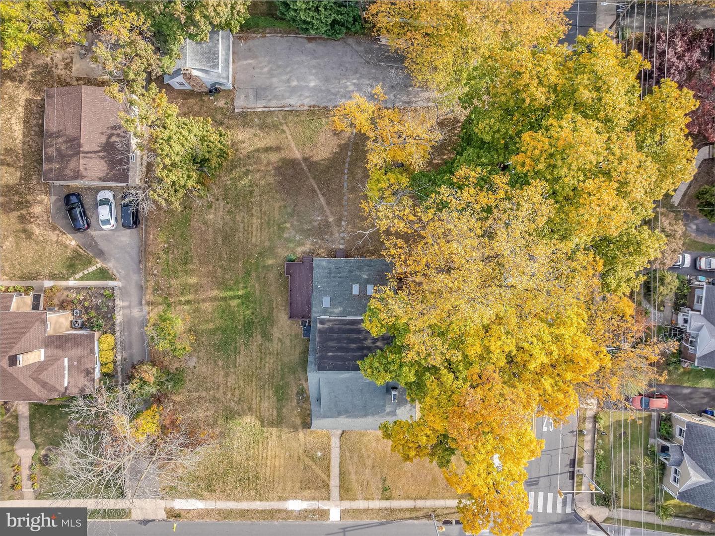 301 Shadeland Avenue photo 12