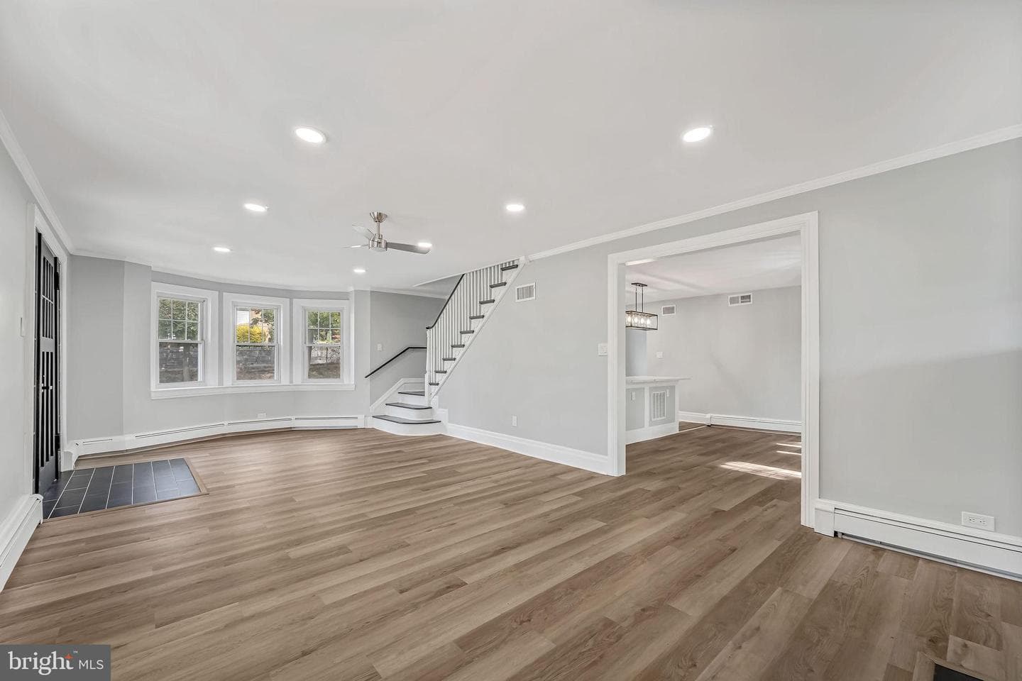 301 Shadeland Avenue photo 18
