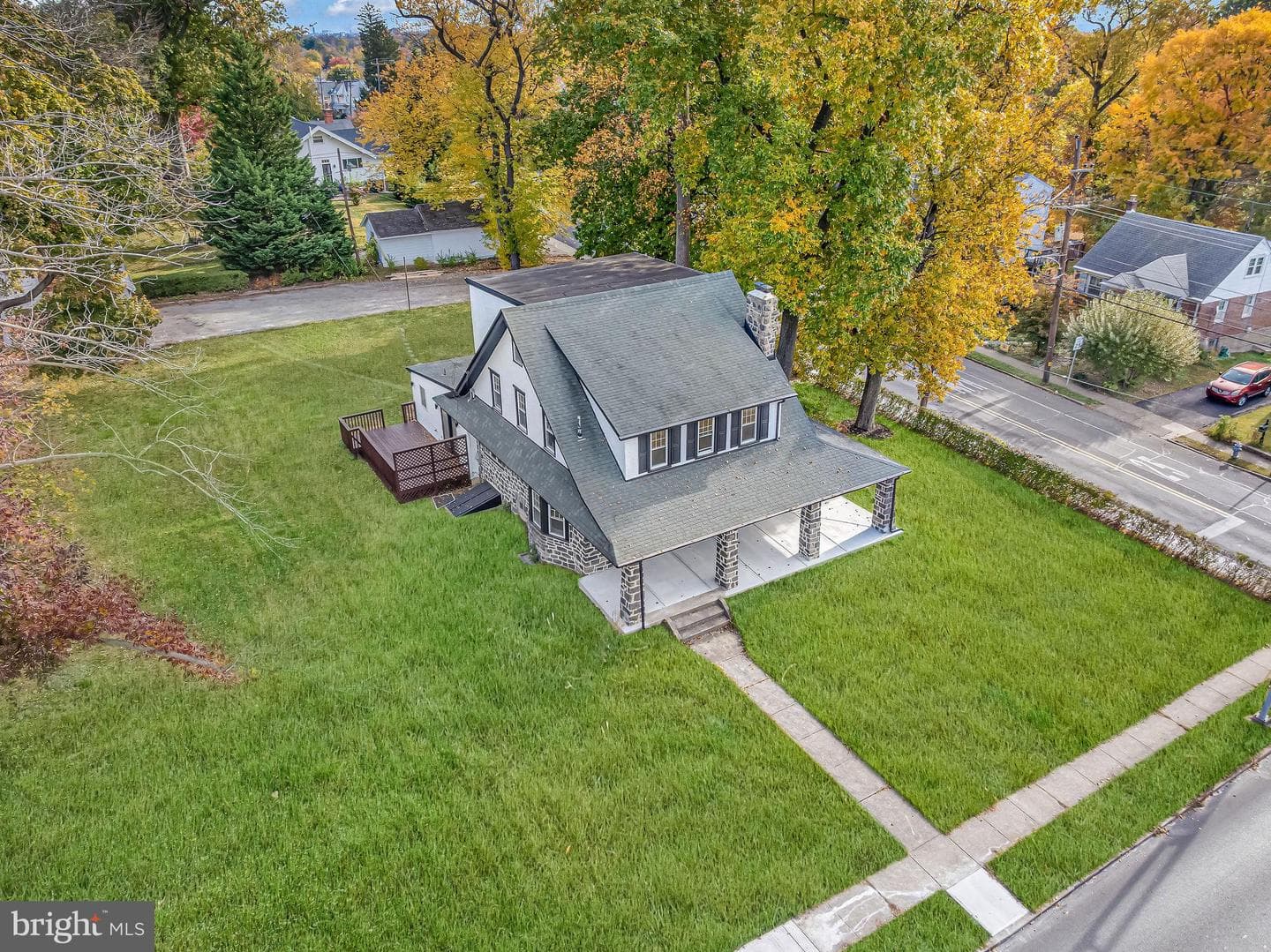 301 Shadeland Avenue photo 5