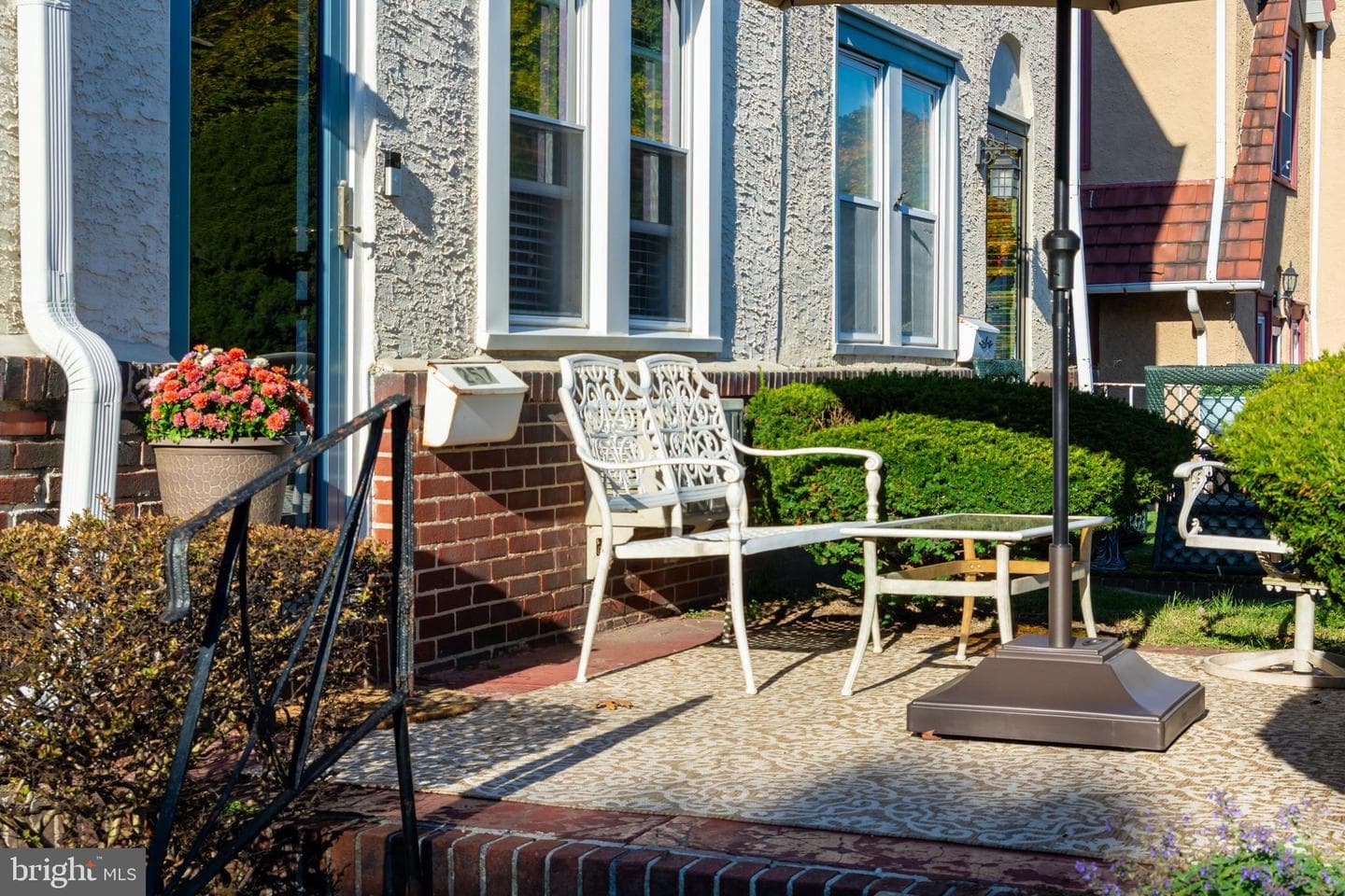 257 W Greenwood Avenue photo 2
