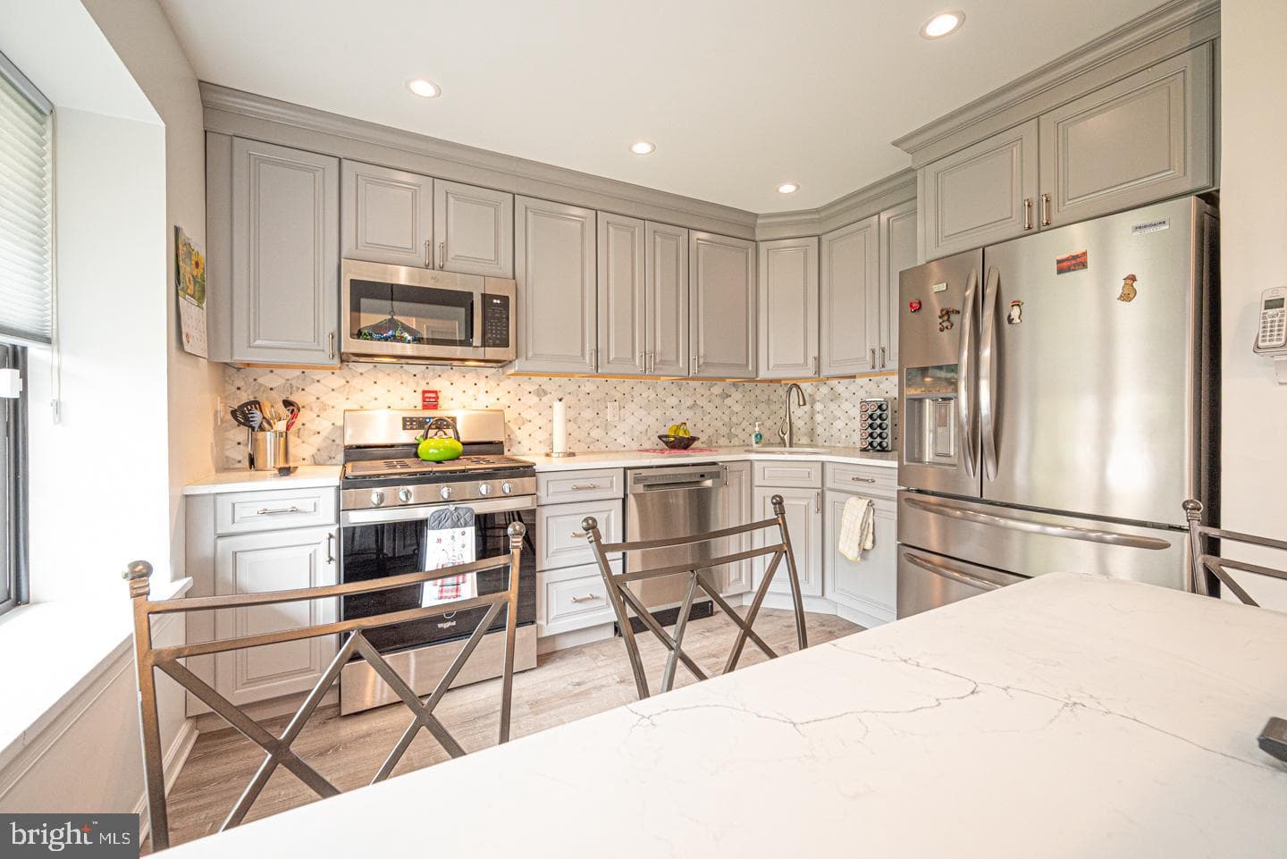333 Scola Road photo 10