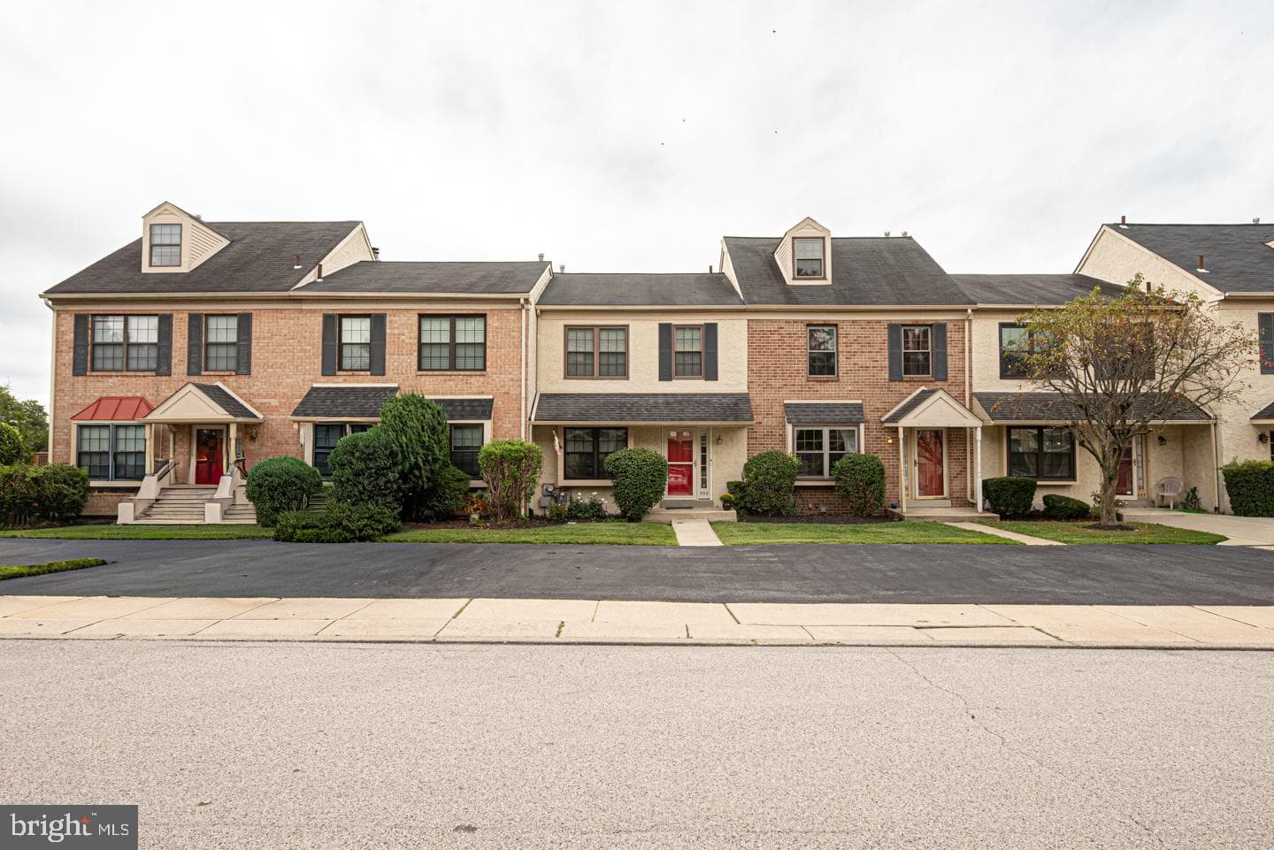 333 Scola Road photo 5