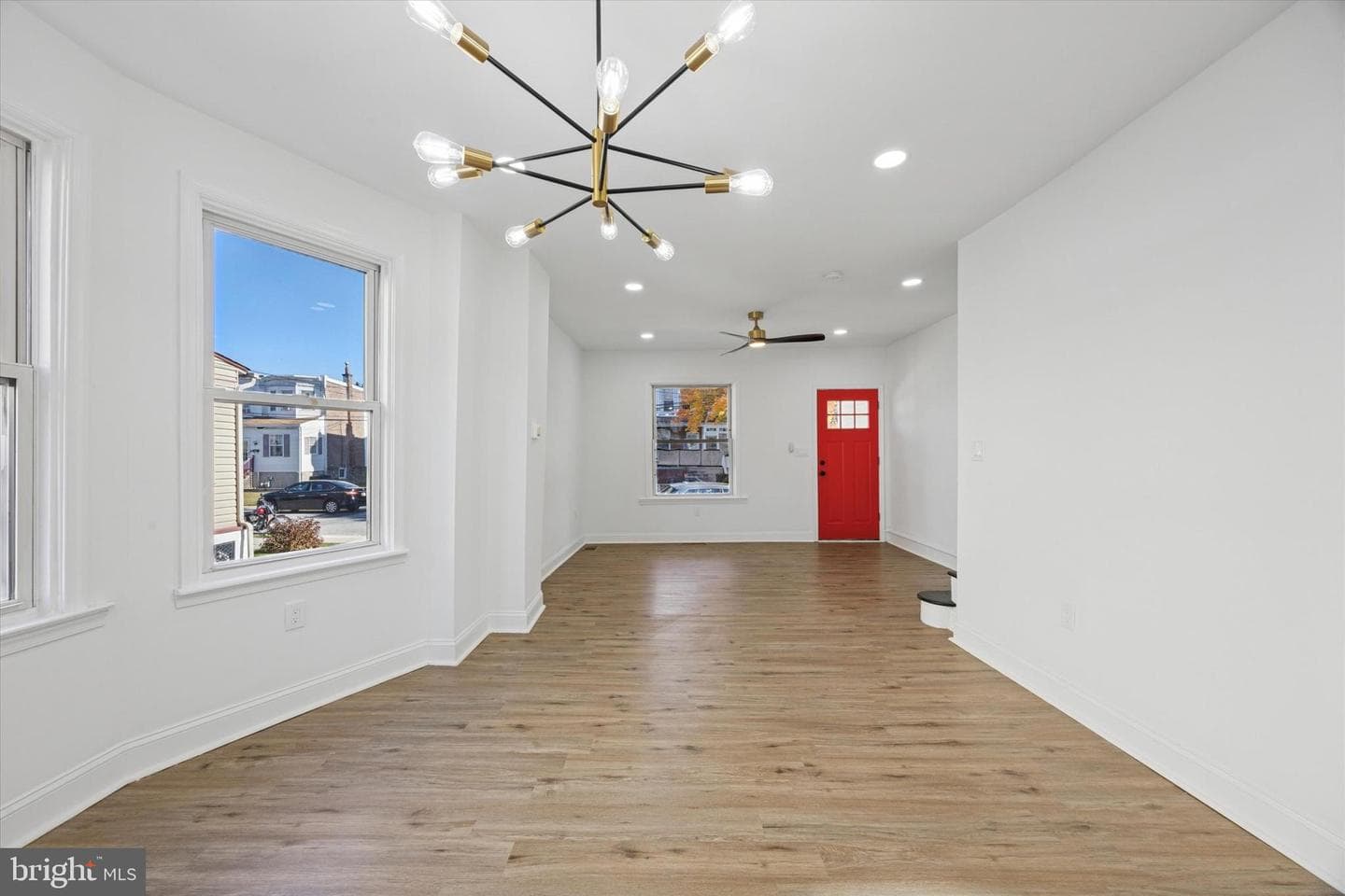 211 Cedar Avenue photo 8