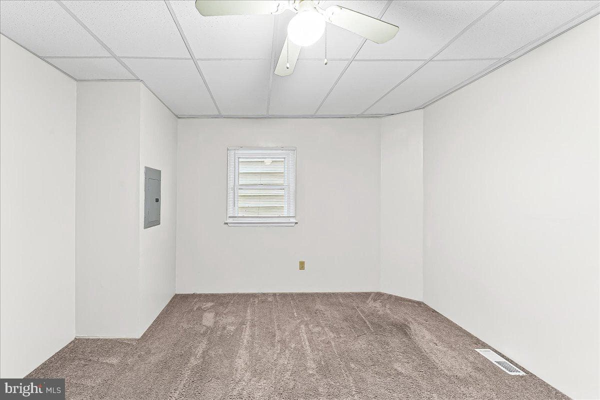 4518 Post Road photo 12