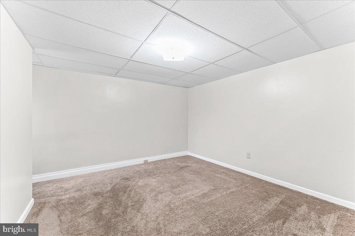 4518 Post Road photo 15