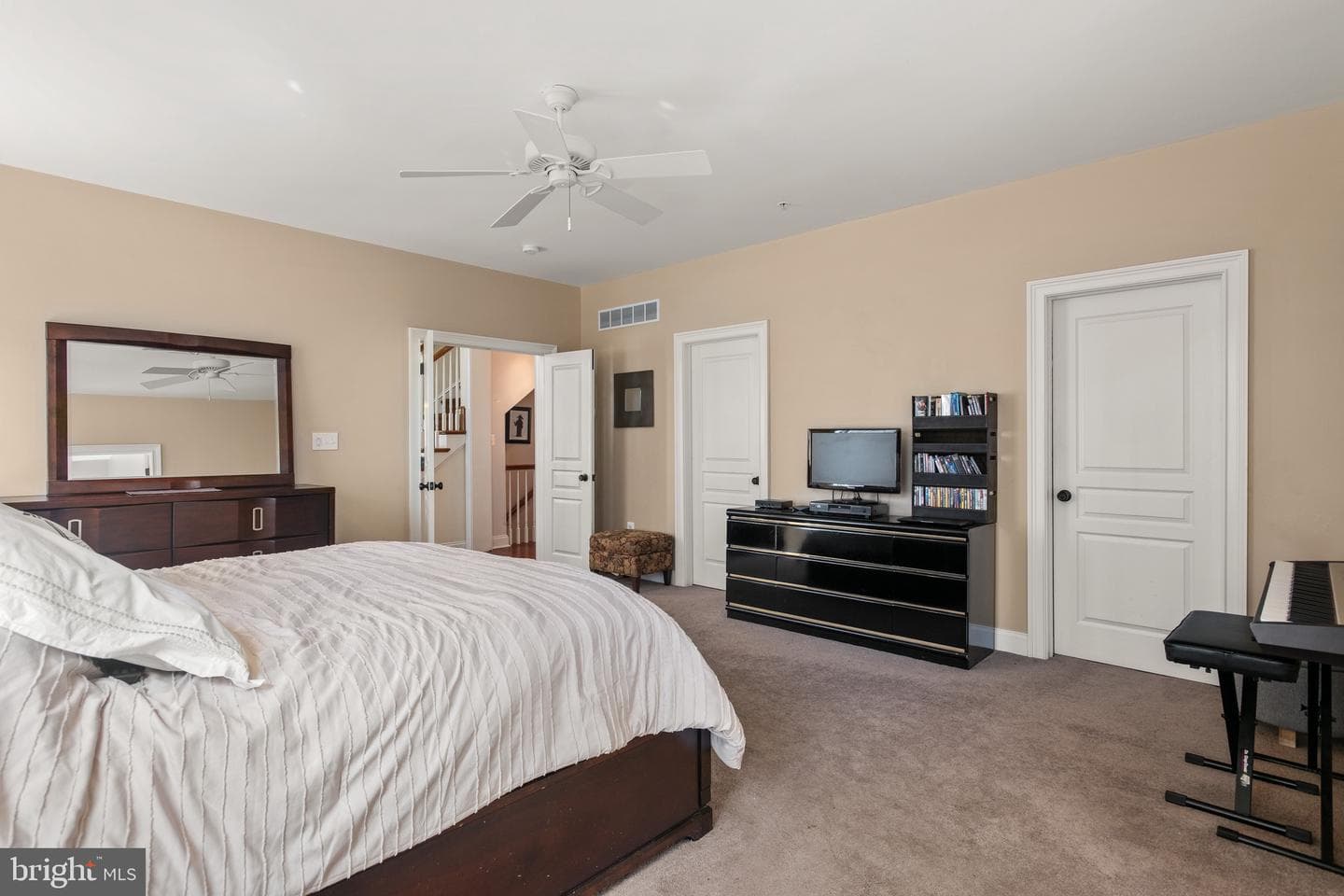 110 Dauphin Drive photo 19