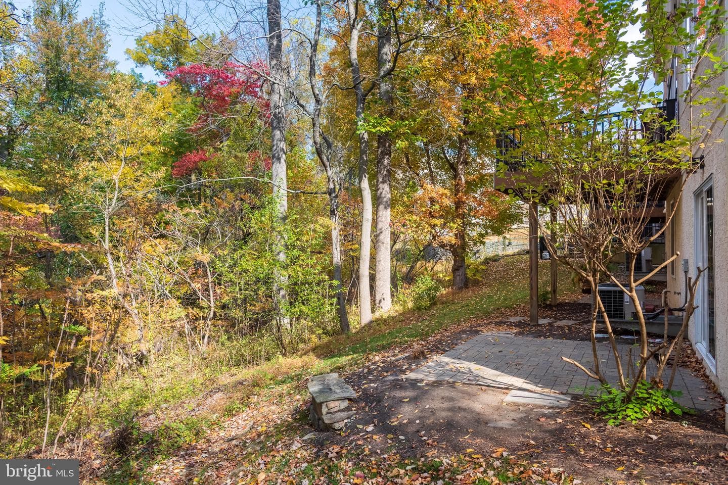 110 Dauphin Drive photo 41