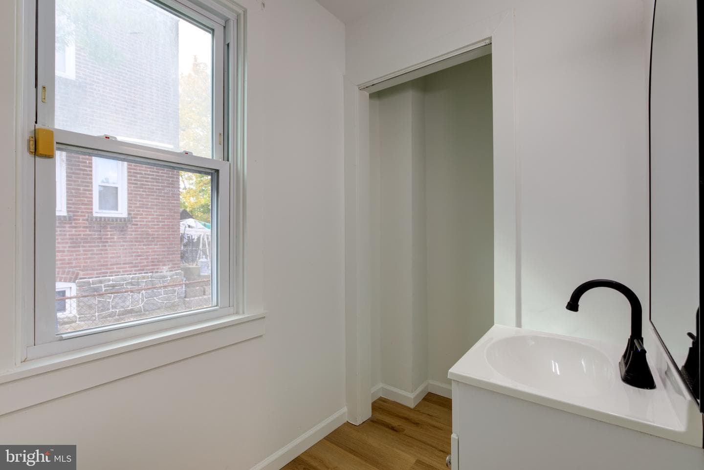 605 Andrews Avenue photo 13