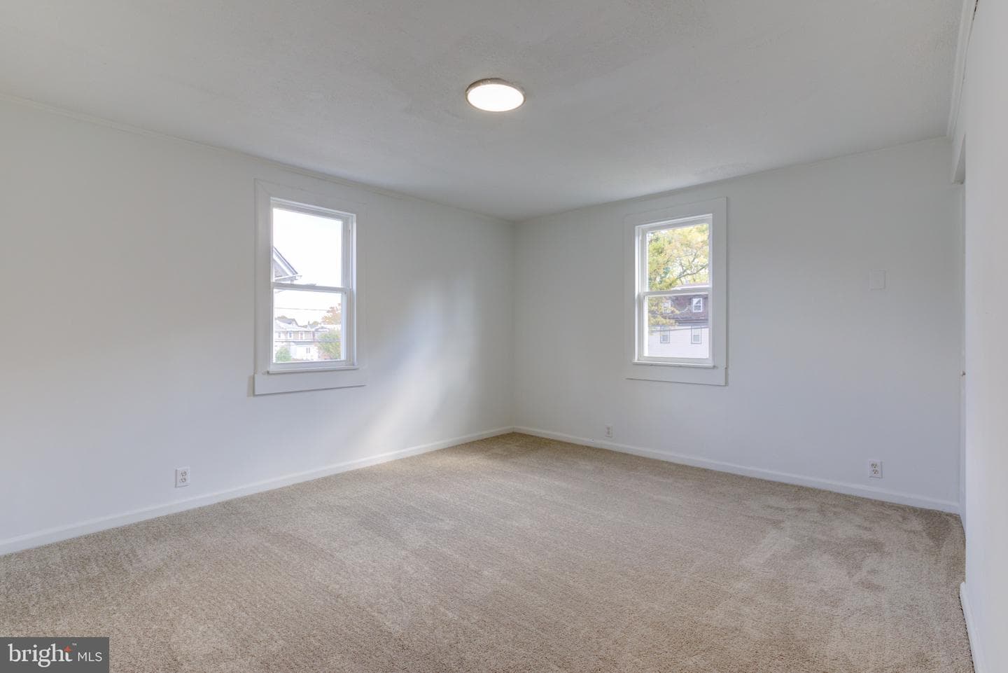 605 Andrews Avenue photo 21