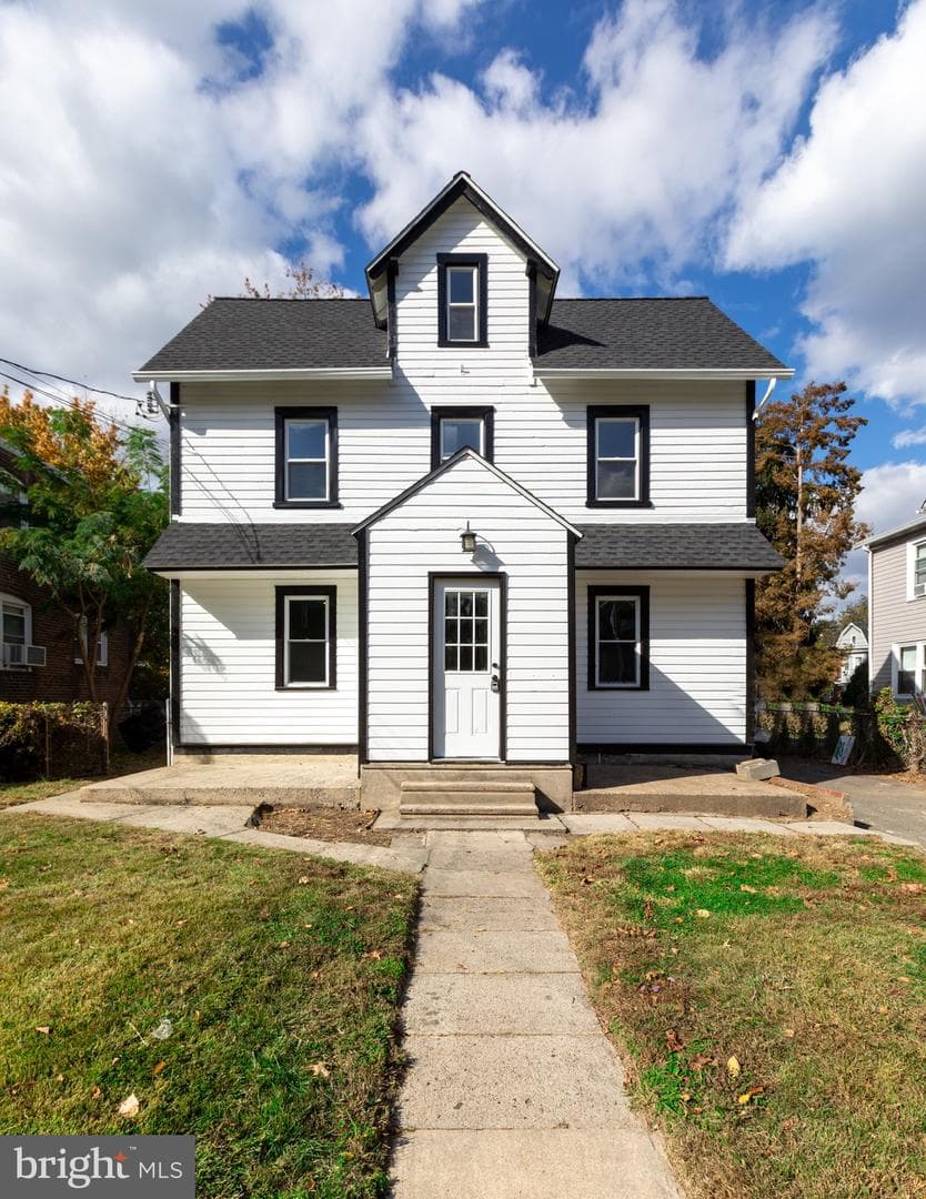 605 Andrews Avenue photo 4