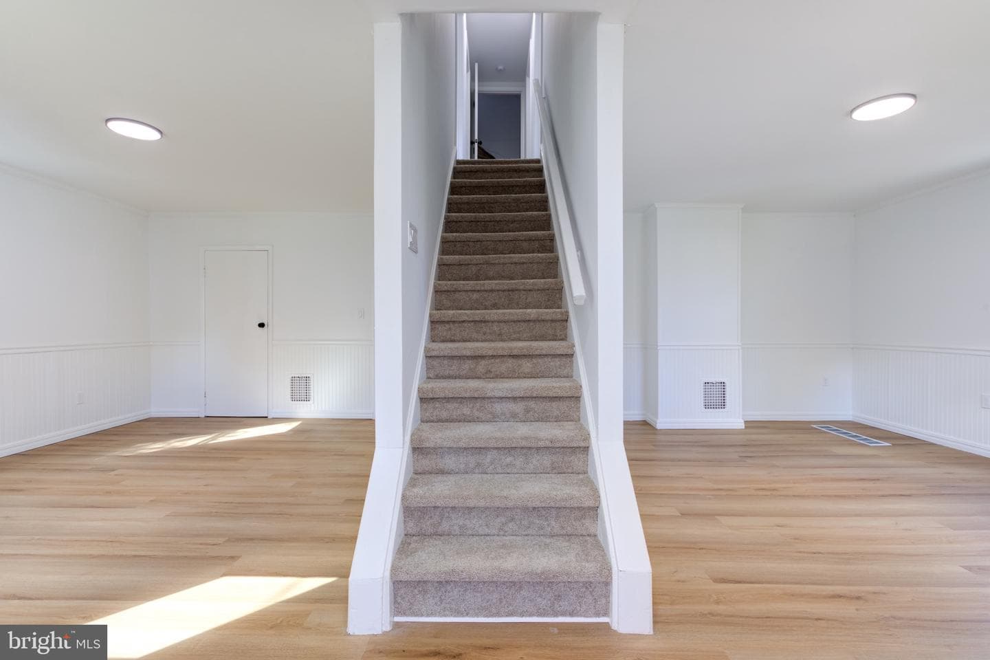 605 Andrews Avenue photo 5