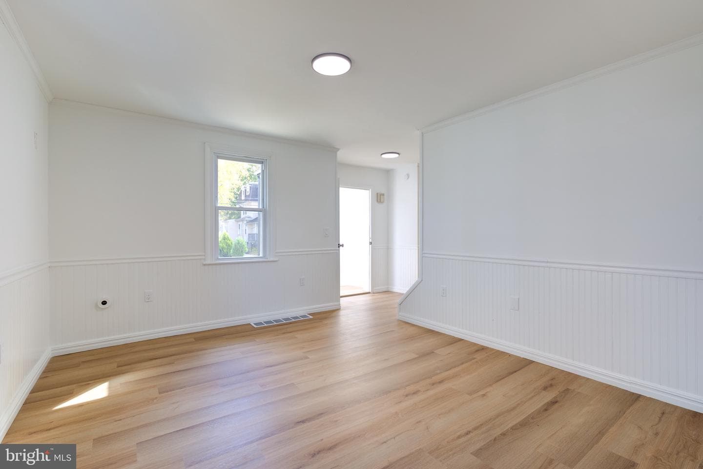605 Andrews Avenue photo 7