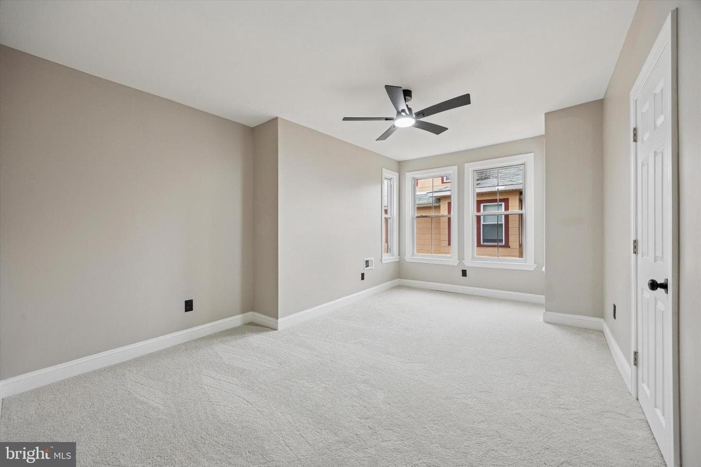 49 Elberon Avenue photo 21