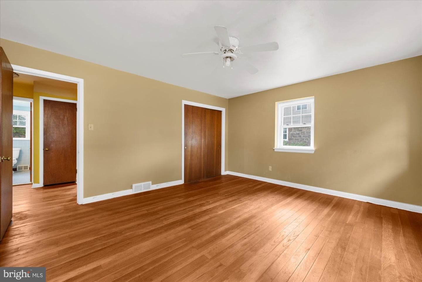 821 Coopertown Road photo 20