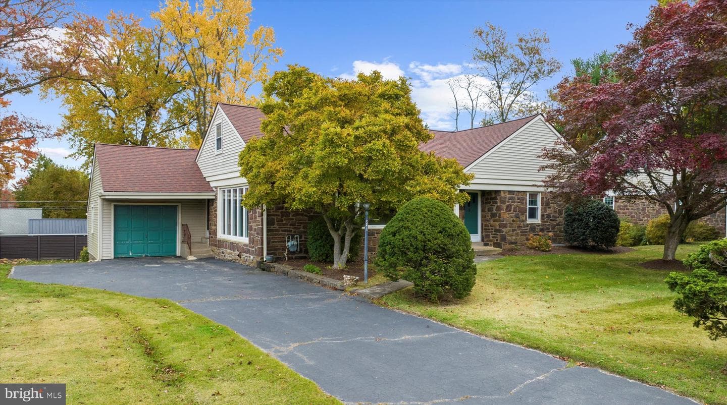 821 Coopertown Road photo 44
