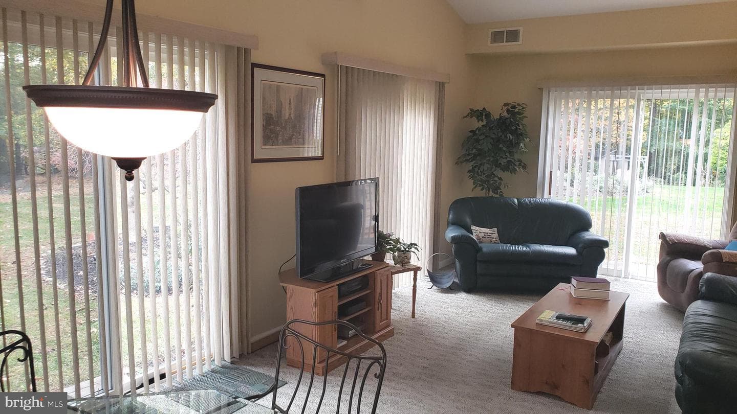 4029 Yorktown Drive photo 15