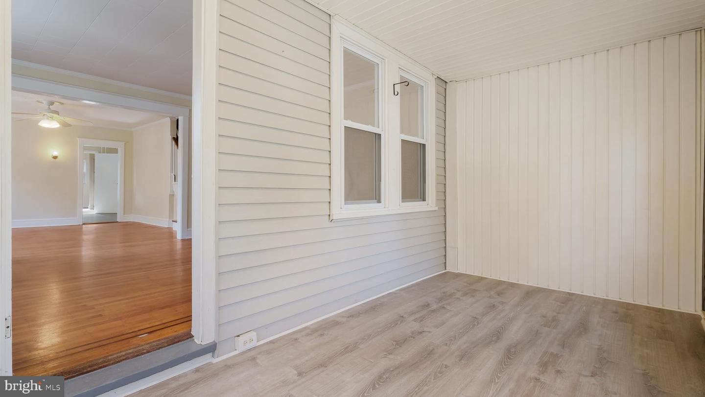 552 9th Avenue photo 4