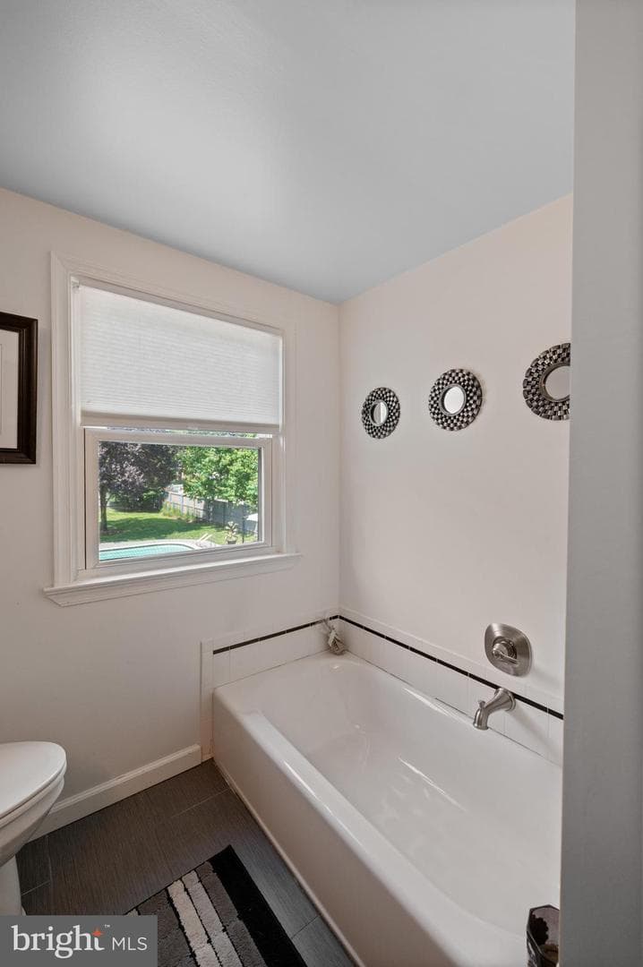 203 E 5th Street photo 45