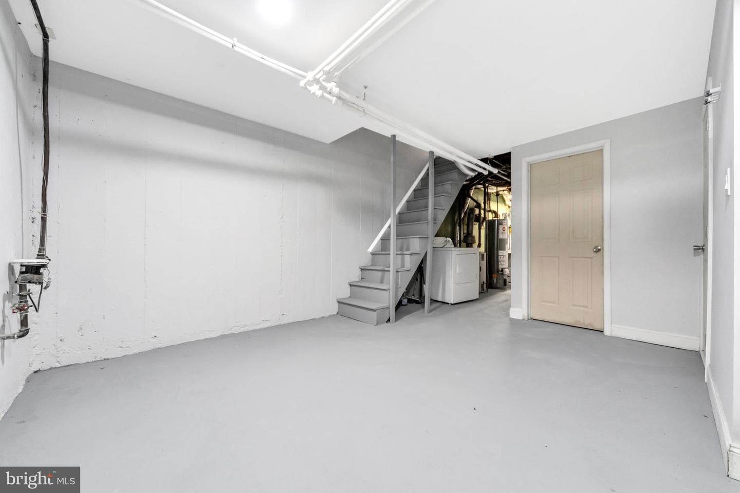 506 Hampden Road photo 26