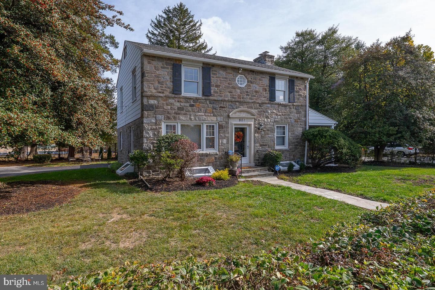 801 Penn Avenue photo 2