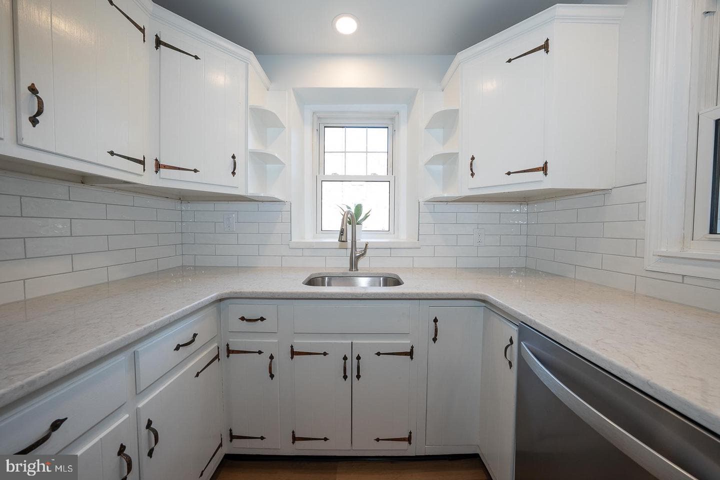 801 Penn Avenue photo 9