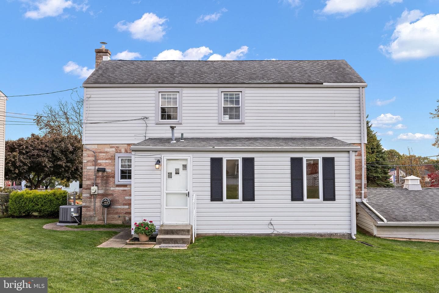 109 Edgar Avenue photo 36