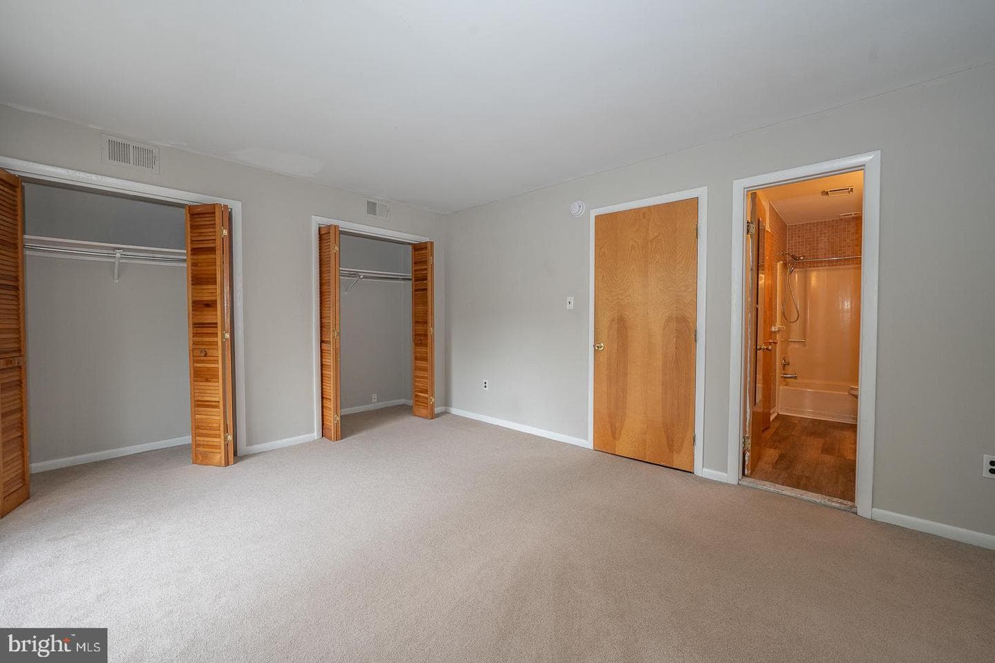 300 S Olive Street #2b photo 20