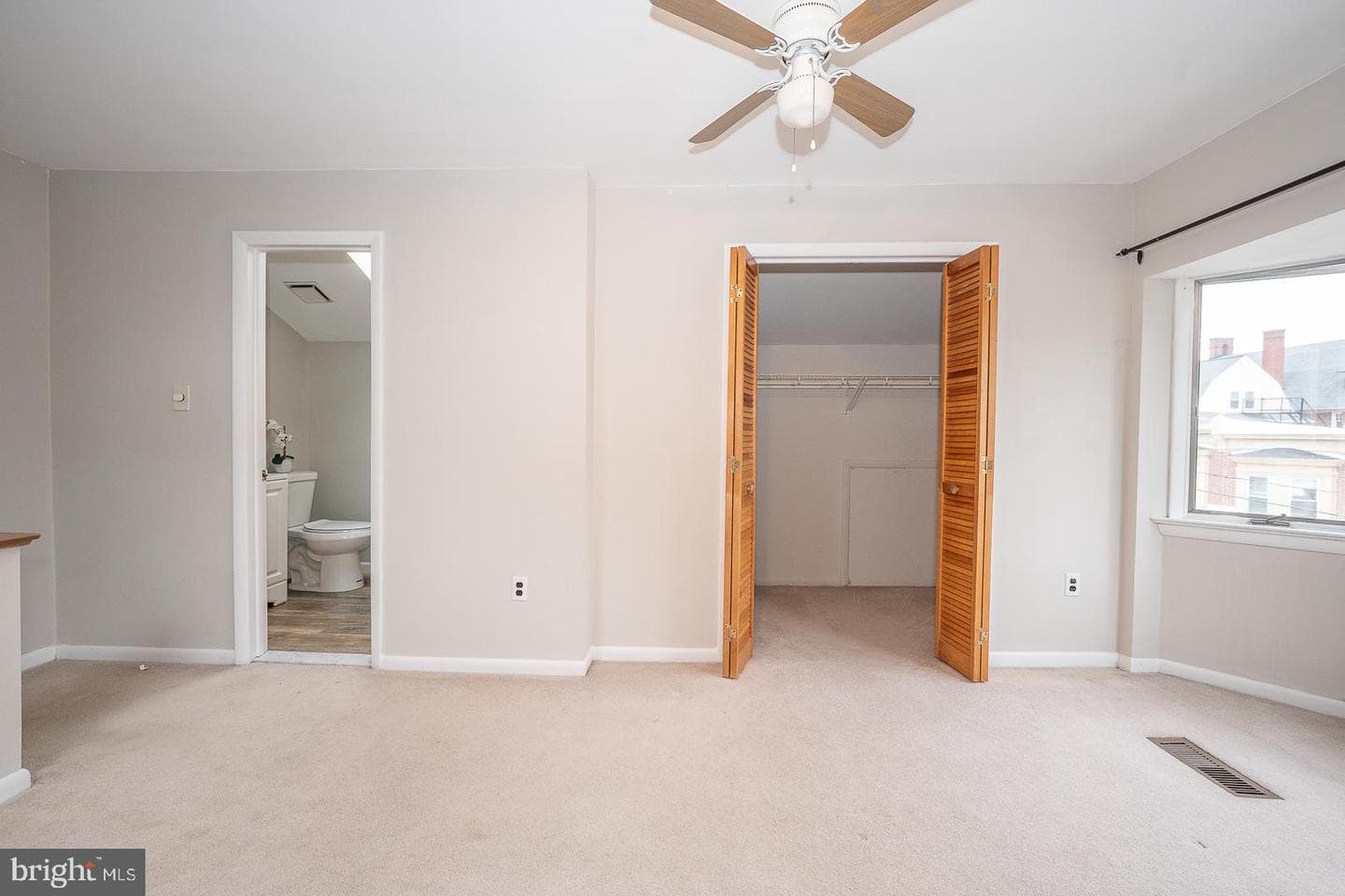 300 S Olive Street #2b photo 30