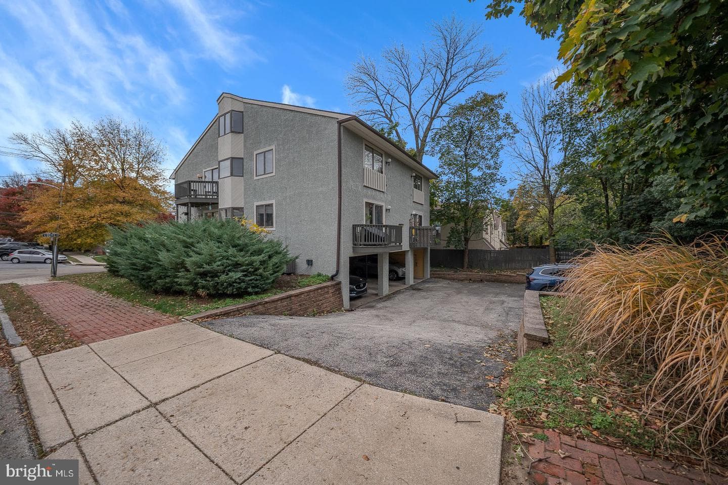 300 S Olive Street #2b photo 35
