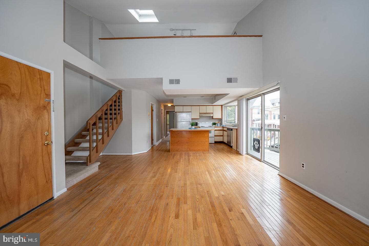 300 S Olive Street #2b photo 5