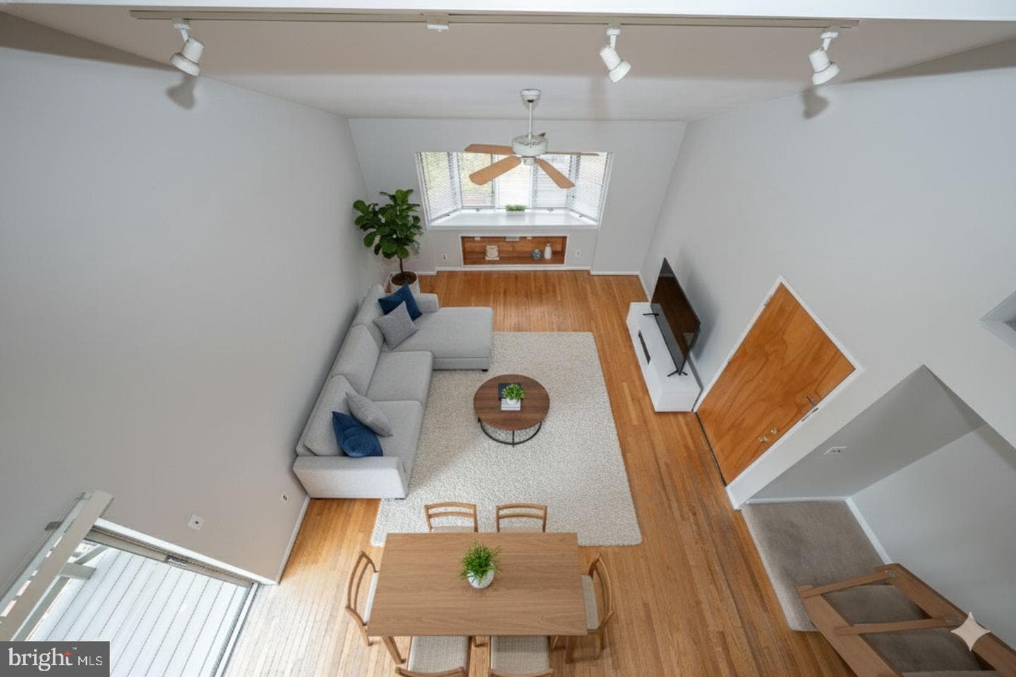 300 S Olive Street #2b photo 8
